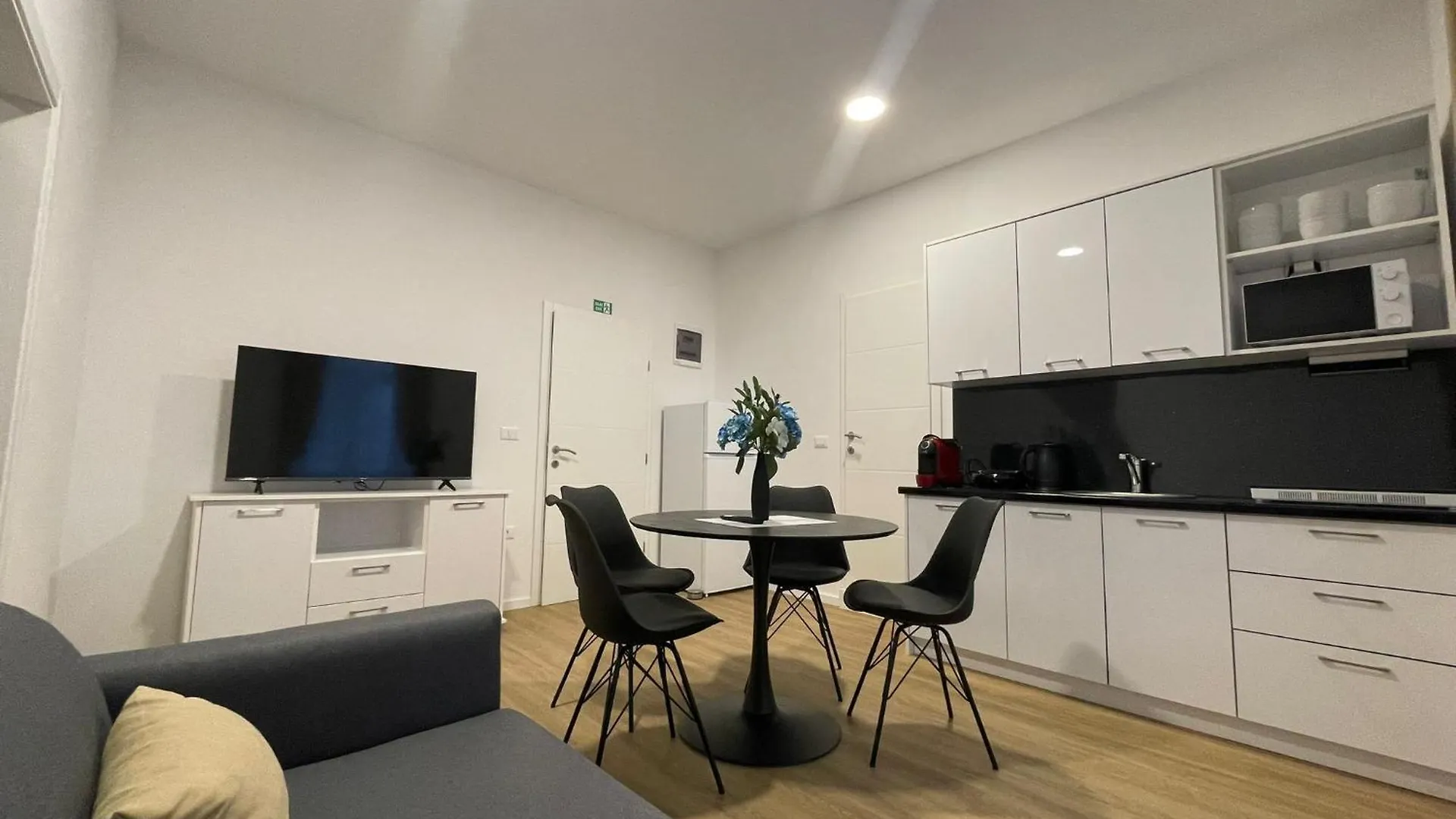 Apartment Admiral'S Residence Pula Croatia